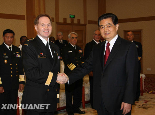 青岛海军大阅兵 胡锦涛登舰检阅中外海军[图集