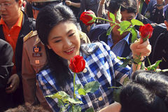 英拉隐匿数日后现身清迈