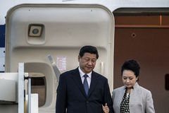 习近平抵达法国