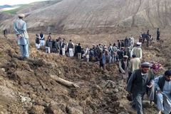 阿富汗山体滑坡现场
