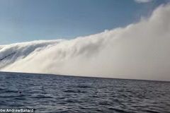 密歇根湖平流雾壮景