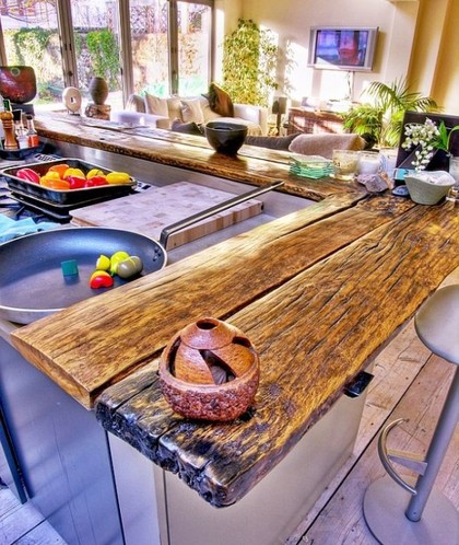 让木地板上台 舒适的厨房木质台面设计
