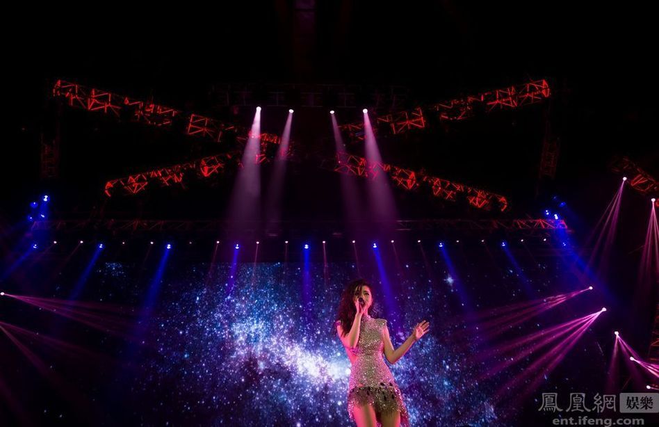 G.E.M.邓紫棋精彩演出照[高清大图]