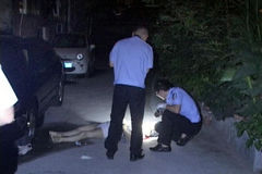 南京一独居老人思念亡夫跳楼自杀