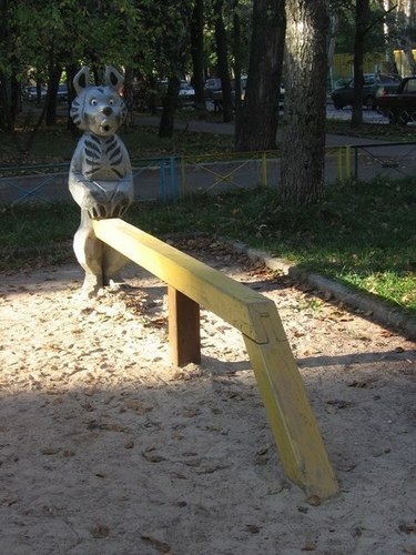 分分钟吓尿小朋友的公园雕塑 这样真的好吗