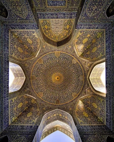 妙不可言的瓷砖拼花 窥见宇宙的清真寺穹顶