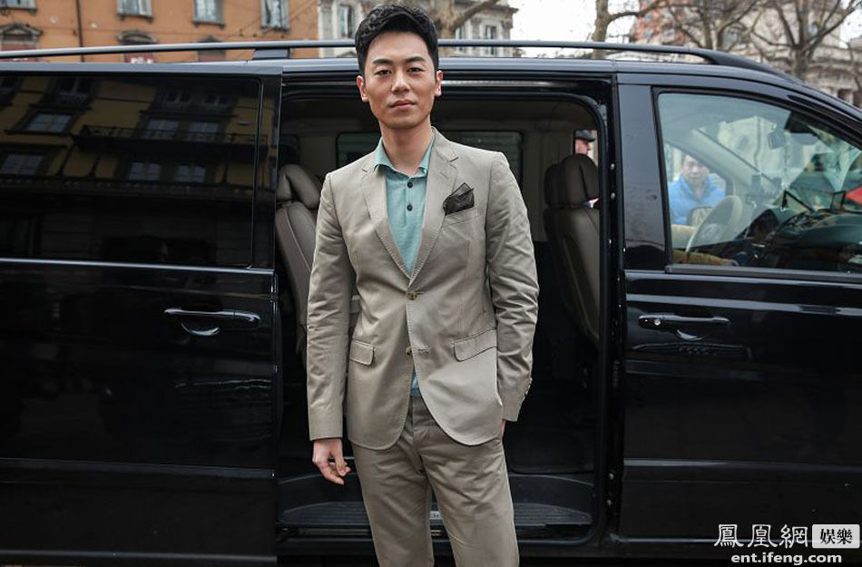 星光大道红人身高1.22米袖珍姑娘朱洁举行梦