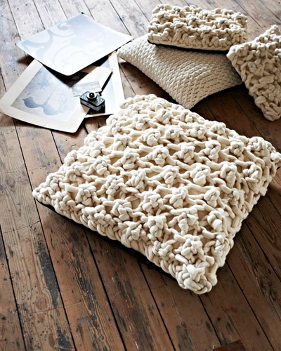 现代编织与传统针织相结合 家居产品穿上"毛衣"啦