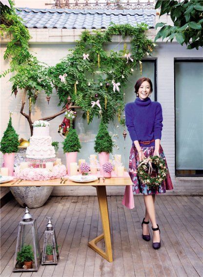 夏娃的诱惑·2012内衣发布 模特大方自然不输