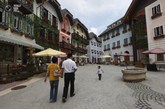 惠州的山寨版哈修达特小镇。原版哈修达特座落于奥地利，被联合国教科文组织列为文化遗产。
