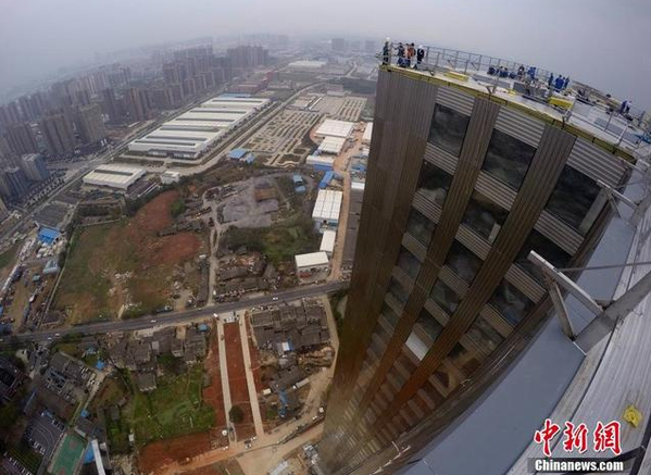 长沙一57层高楼12天建成 可抗9级地震