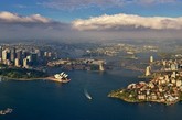 悉尼：著名的悉尼歌剧院和海港大桥尽收眼底。除外观独特，悉尼歌剧院还以建筑时间长闻名全球——上世纪60年代开始建造，到1973年才完工。 