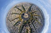 梦想之都——巴黎：摄影师用一种非常另类的角度拍摄凯旋门，随之整个城市展现出不一样的风情。