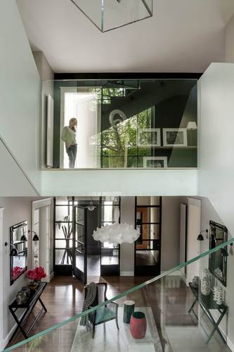 用色彩就可以营造家的气氛  华沙现代优雅的住宅设计