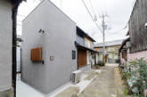 日本的国土面积和城市空间都相当有限，所以町屋的建筑形式也充分显示了日本传统城市住宅的对于空间的特有应用观念。看过这一期airbnb城荐计划后你可能很难从町屋中提取到那些可以借鉴回你家的居家小技巧。但是我们相信大家一定能够体会到的是京都这个城市的文化交融和本土人对于文化的继承力量。如果你已经动心想要去京都一探究竟，我们会再给你一个理由：每年四五月都是京都传统舞蹈公演最频繁的季节。（实习编辑：周芝）