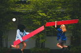 
7. TBWA\新加坡

新加坡航空、渣打银行、Visa、Asia Square、保乐力加等都是TBWA\新加坡的客户，他们是把logo“玩坏”最彻底的。