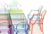 5、集古典气质与前卫感官于一身的：Louis Ghost chair
这款座椅的设计样式源于十八世纪法国路易十五装饰艺术风格。设计大师Philippe Starck 将其“调皮”的个性完全融入这把椅子的设计当中。选择彩色透明聚碳酸酯材料作为椅身，使之呈现出新颖、轻便的设计特色。采用压铸技术一气呵成的制作工艺，也让这款座椅牢固耐用，并具有出色的防震和耐候性能。其半透明的材质在任何摆放空间内那种特别的若有若无的感觉，则被冠名“幽灵椅”。
“幽灵椅”最多可以六张堆叠放置，有效节省空间。其精致、优雅的设计线条与独特、大胆的造型选材，使这款座椅可以适用于任何风格空间。（实习编辑：谭婉仪）