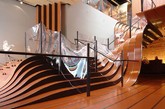 十三、La Maison酒店的独特楼梯
采用热轧钢板构造，整个景观楼梯重达55吨，花费了整整六个月才完成，来自 Heatherwick studio。（实习编辑：谭婉仪）