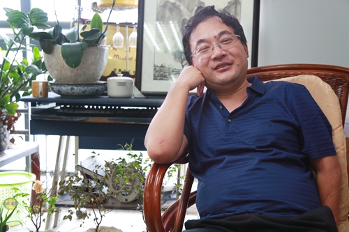 张曙光:中小企业应该向社会融资的方向发展