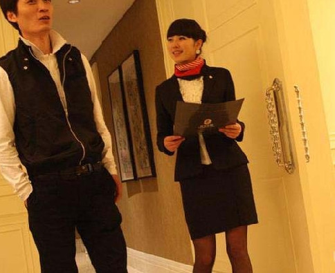 盘点史上最美售楼小姐 谈笑间勾走你的钱包