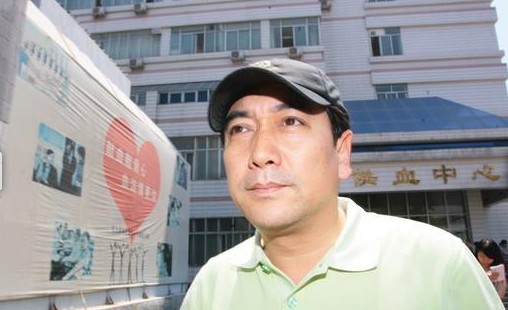 主持人收入排名_主持人收入排(2)