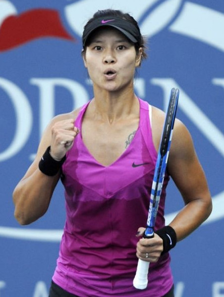 足球运动员收入_中国运动员 收入(2)