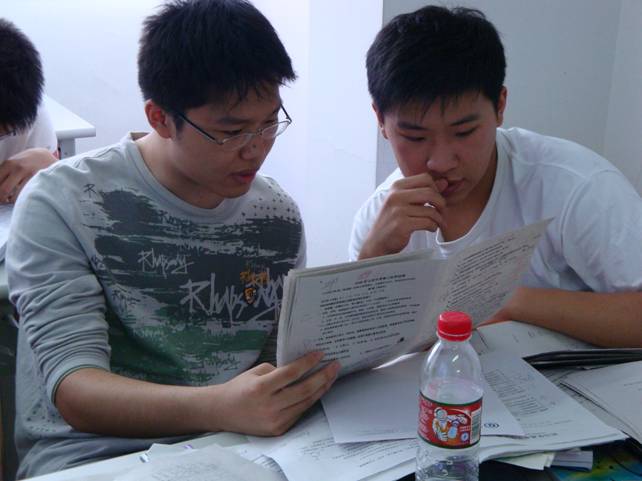 杭州中考高考生题海战术能够提高成绩吗?