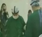 美女丰胸邀人围观