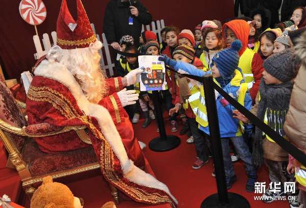 （XHDW）（1）布鲁塞尔孩童庆祝“圣尼古拉斯节”