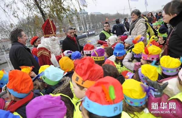 （XHDW）（2）布鲁塞尔孩童庆祝“圣尼古拉斯节”