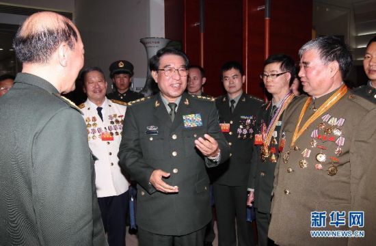 何亮亮最近 rdn_53c77c5817215.jpg