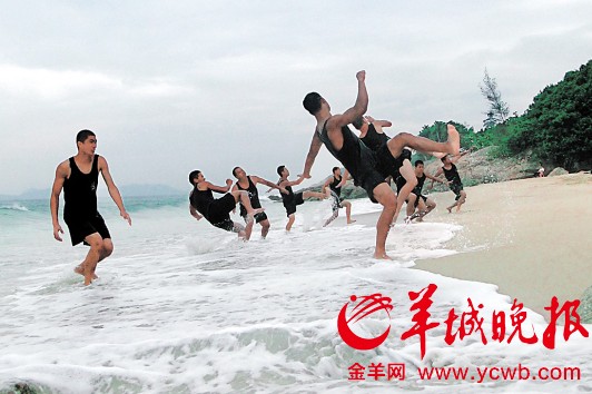 探访深圳神秘富商保镖训练营:36个科目塑全能