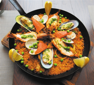 海鲜饭可谓西班牙的“国饭”，几乎所有西班牙餐厅里都有。