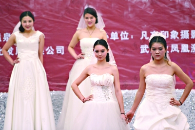 徐州最有名的婚纱摄影_有名的婚纱摄影工作室西安凯瑟琳婚纱摄影(2)