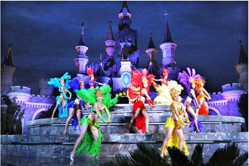 清凉与激情的碰撞 爱上芜湖方特夜场