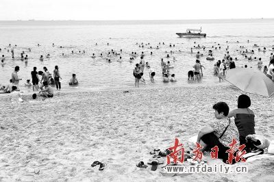惠州滨海景区是众多广州、深圳、东莞等地游客首选目的地之一。南方日报记者 梁维春 摄