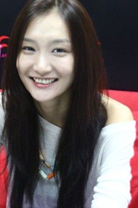 揭秘牛萌萌5段情:与何润东"开房"被偷拍