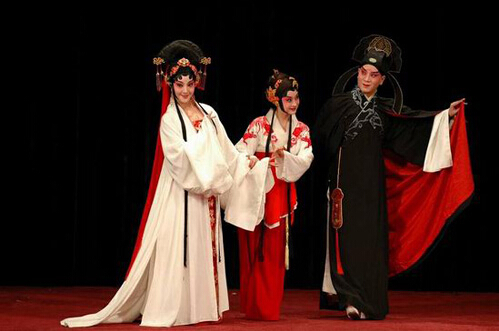 世纪佳缘新编京剧《西厢记》唱响中国互联网大