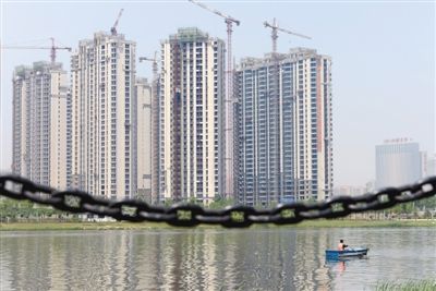 2014年5月，山西省太原市汾河畔的众多在建楼盘。这些年，品牌房企们都试图在&ldquo;煤老板&rdquo;的故乡分得一杯羹，但多少有些&ldquo;水土不服&rdquo;。图/<span style=
