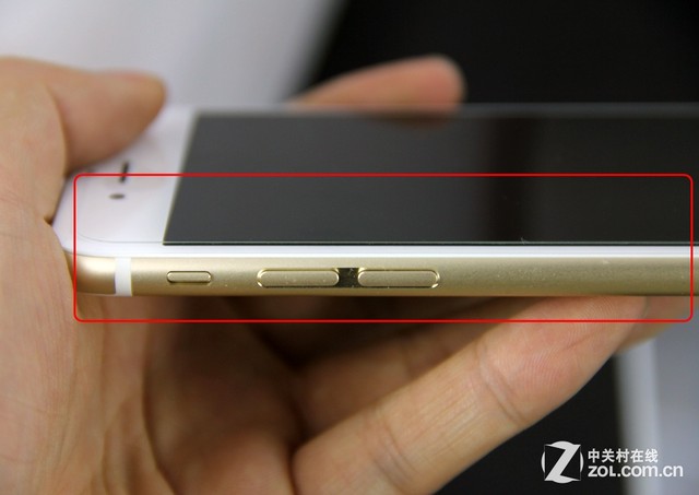 全覆盖对比缩小版iPhone6适合哪种贴膜