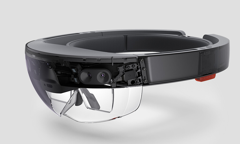 HoloLens距离“科幻”还有一点距离|HoloLens|科幻_凤凰数码