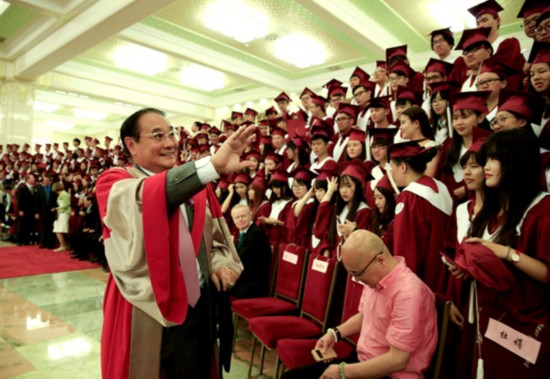 2015年毕业礼举行 198名学生考取国外大学|学