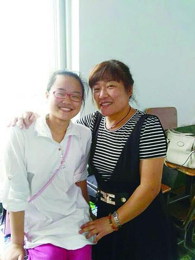 北<em>师大</em>录取<em>吉林</em>截瘫<em>女孩</em> 母亲背其上学十余年
