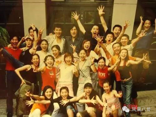 [八小妹]老干部靳东的贵族修养:网球、摄影、机