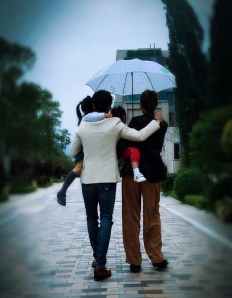 蔡少芬张晋庆结婚8周年甜蜜亲吻|蔡少芬|张晋庆