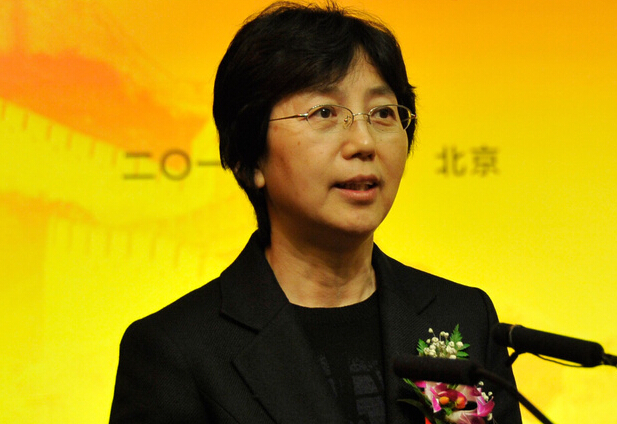 赵白鸽卸任中国红十字会常务副会长职务