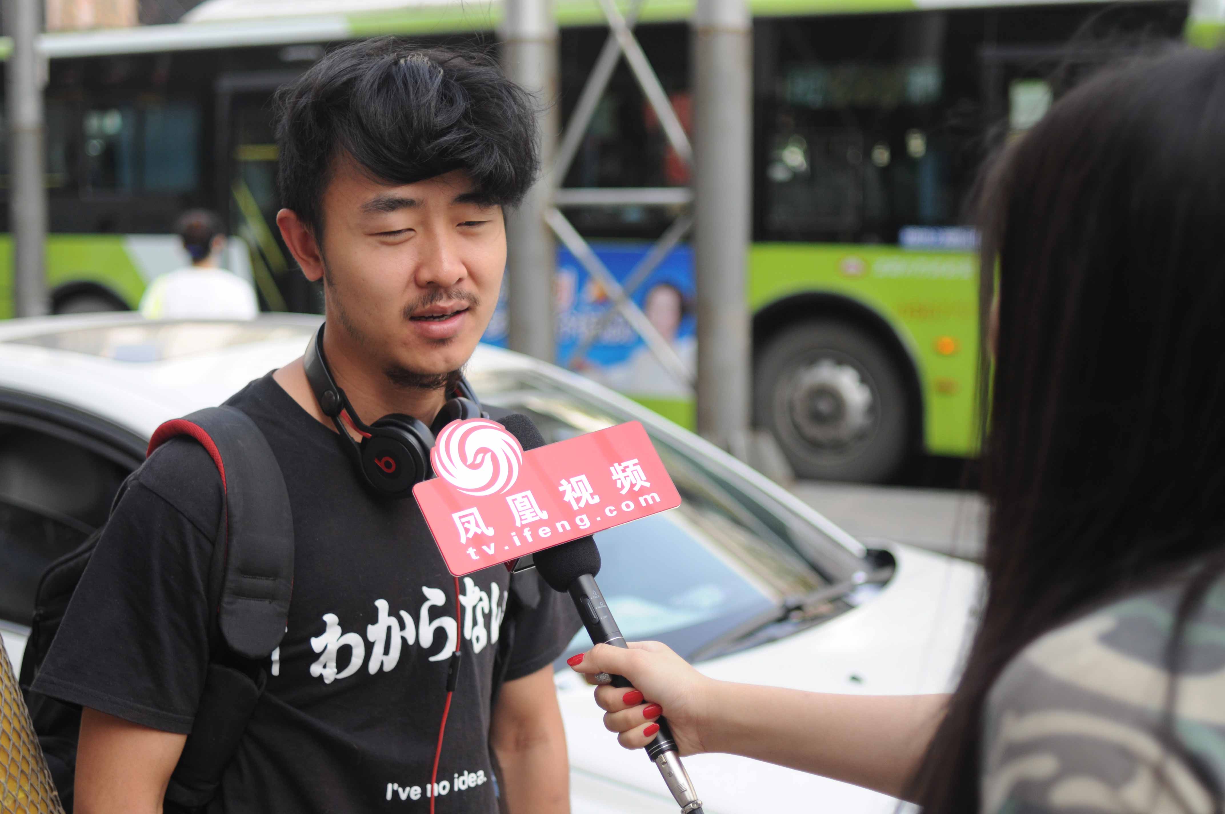 贱笑了 如果你的另一半在假期出轨怎么办