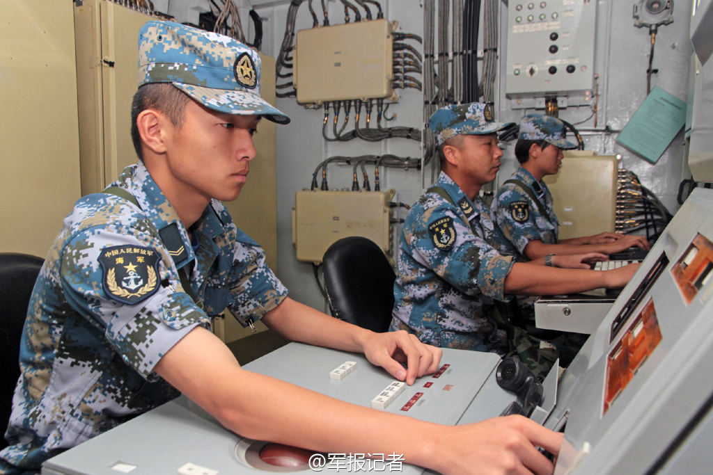 海军南海舰队士兵.徐广,吴亢慈摄