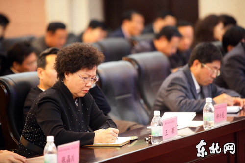 学员聆听报告。东北网记者 孙晓锐 摄