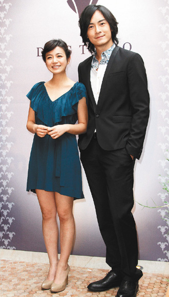 陈妍希与郑元畅合开餐厅